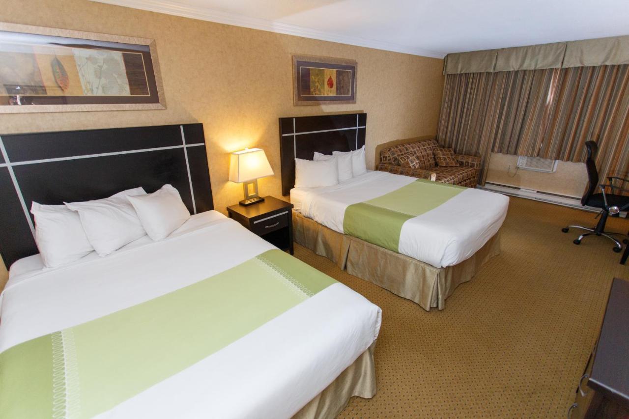 The George Dawson Inn & Conference Centre Dawson Creek Buitenkant foto