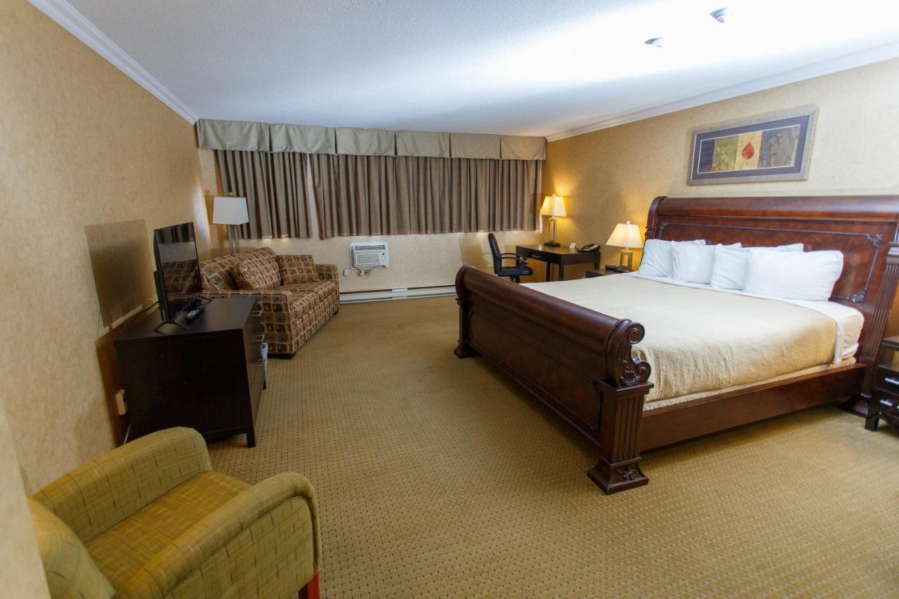 The George Dawson Inn & Conference Centre Dawson Creek Buitenkant foto