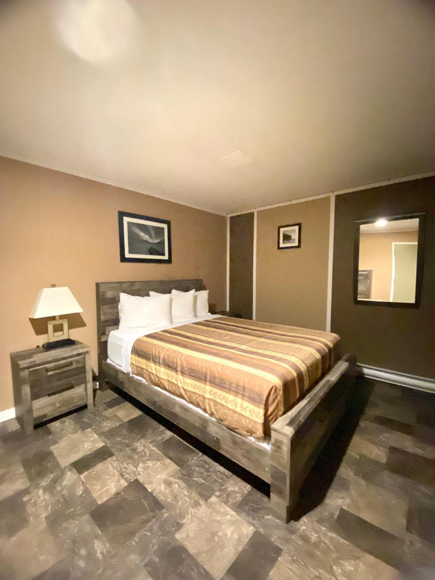 The George Dawson Inn & Conference Centre Dawson Creek Buitenkant foto